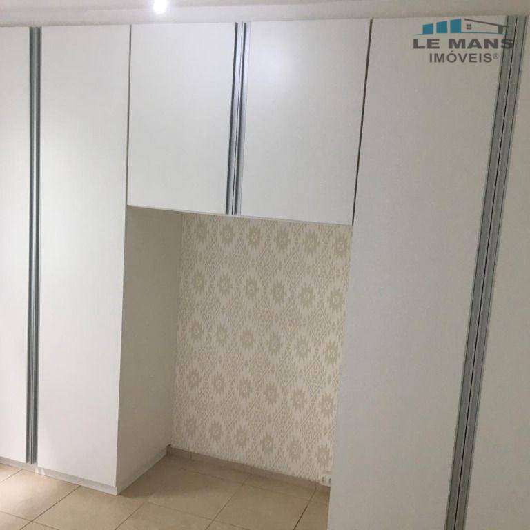 Apartamento à venda com 2 quartos, 55m² - Foto 19