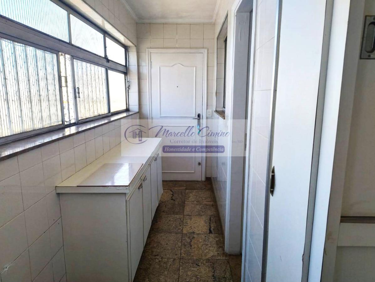 Apartamento à venda com 3 quartos, 110m² - Foto 15