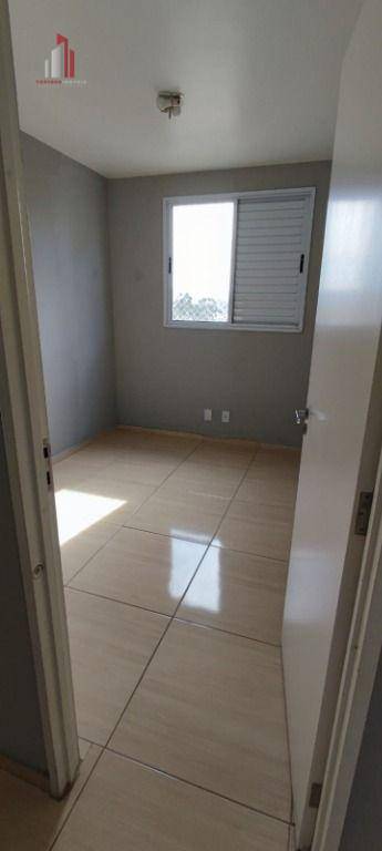 Apartamento à venda com 2 quartos, 44m² - Foto 2