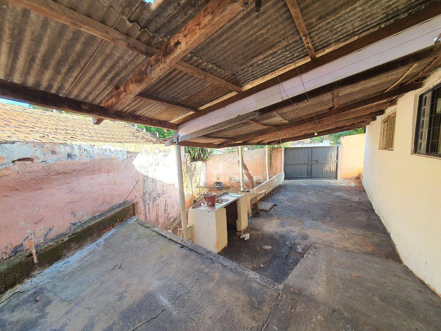 Casa à venda com 4 quartos, 200m² - Foto 5