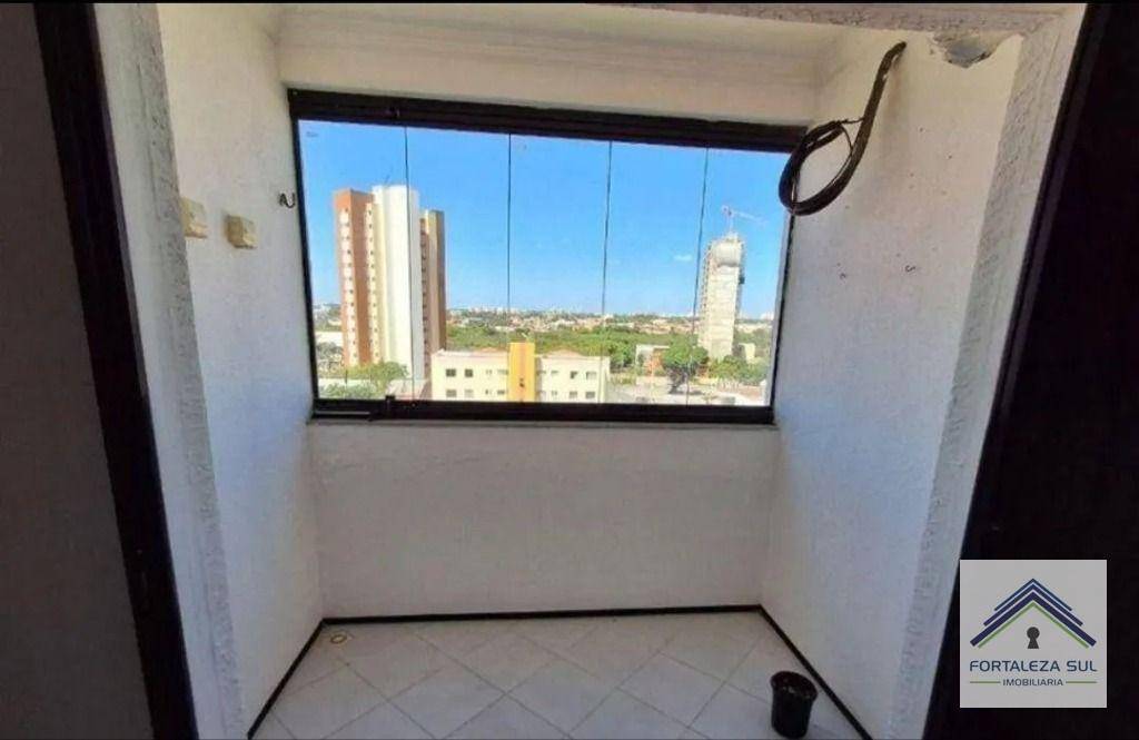 Apartamento à venda com 3 quartos, 81m² - Foto 17