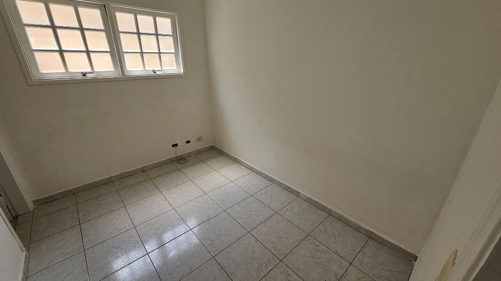 Casa de Condomínio para alugar com 6 quartos, 450m² - Foto 77