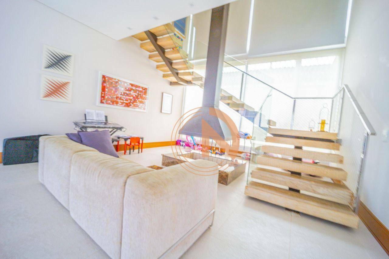Casa à venda e aluguel com 5 quartos, 687m² - Foto 12