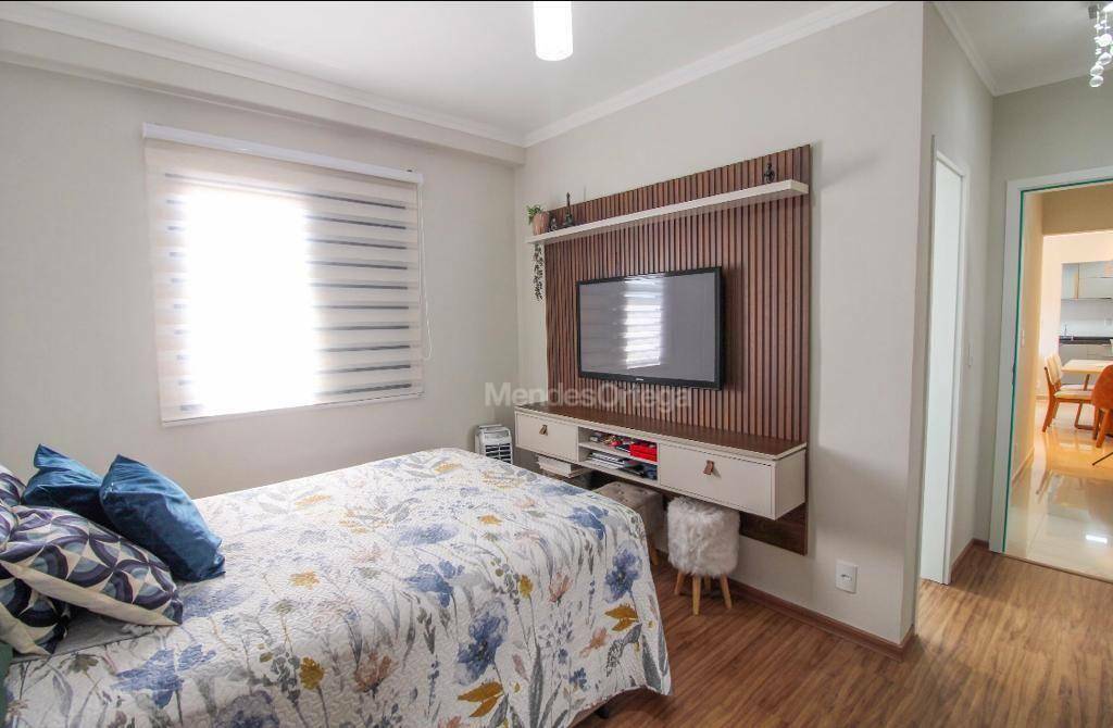 Apartamento à venda com 2 quartos, 69m² - Foto 8