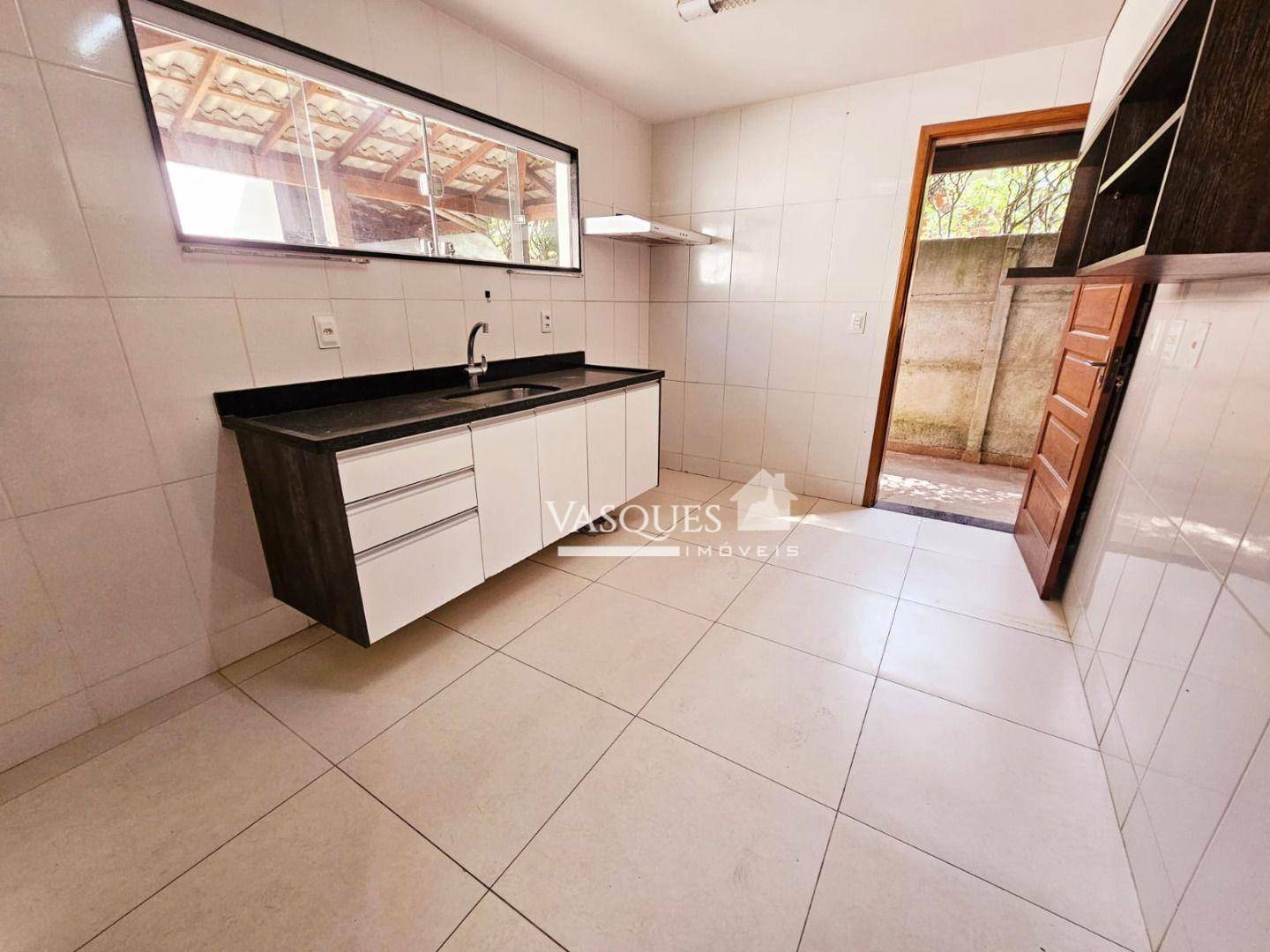 Casa de Condomínio à venda com 3 quartos, 121m² - Foto 5