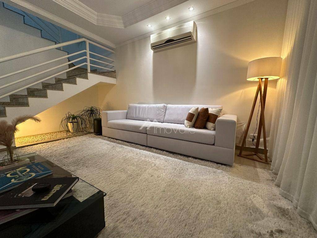 Casa de Condomínio à venda com 5 quartos, 220m² - Foto 5