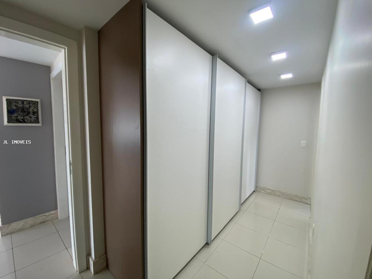 Apartamento para alugar com 3 quartos, 165m² - Foto 30