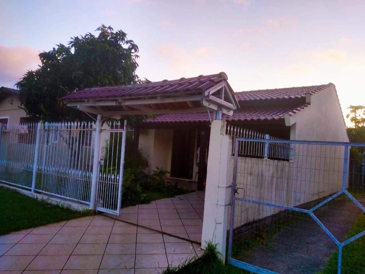 Casa à venda com 2 quartos, 300m² - Foto 1