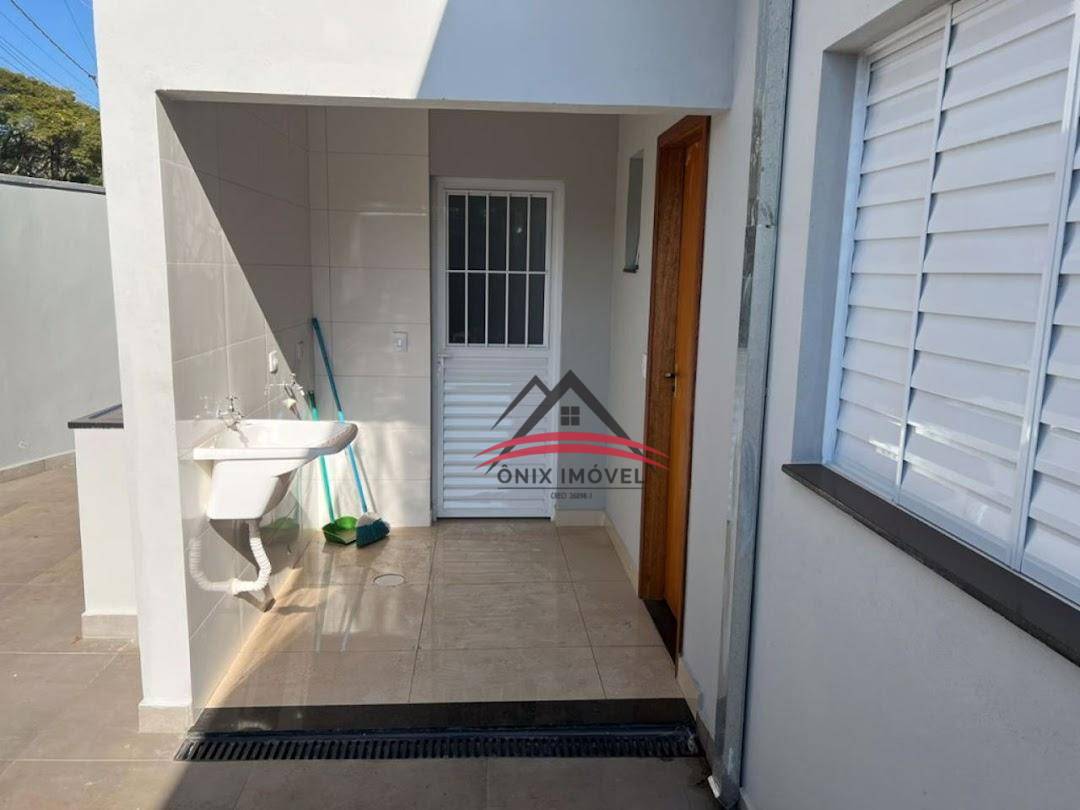 Casa à venda com 3 quartos, 100m² - Foto 16