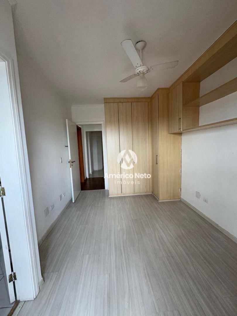 Apartamento para alugar com 3 quartos, 105m² - Foto 7