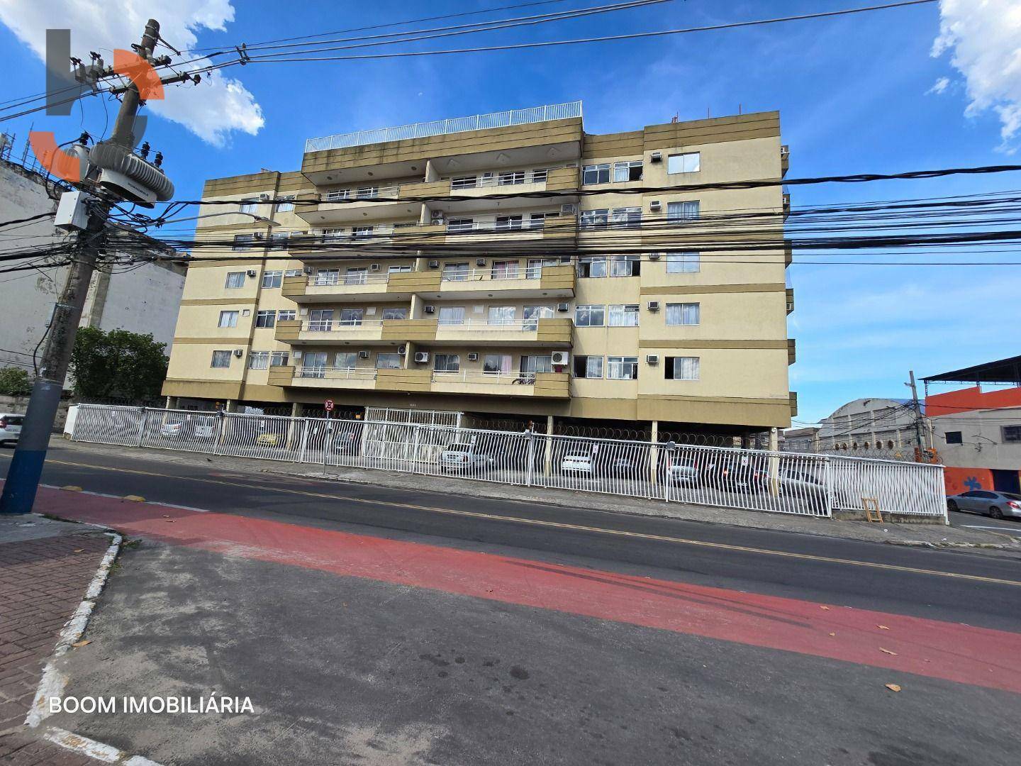 Apartamento à venda com 2 quartos, 72m² - Foto 2