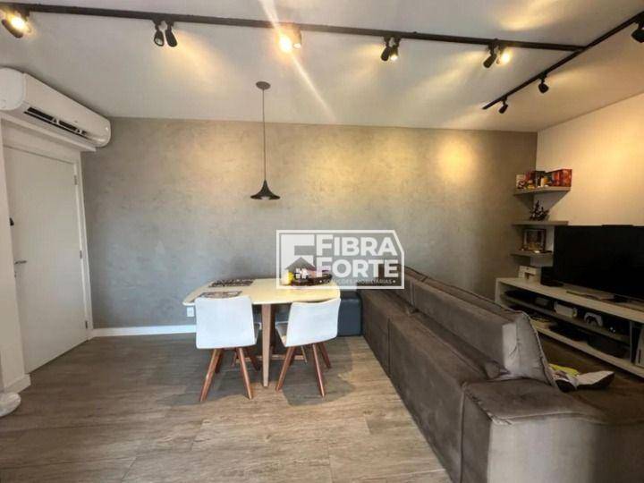 Apartamento, 3 quartos, 76 m² - Foto 1