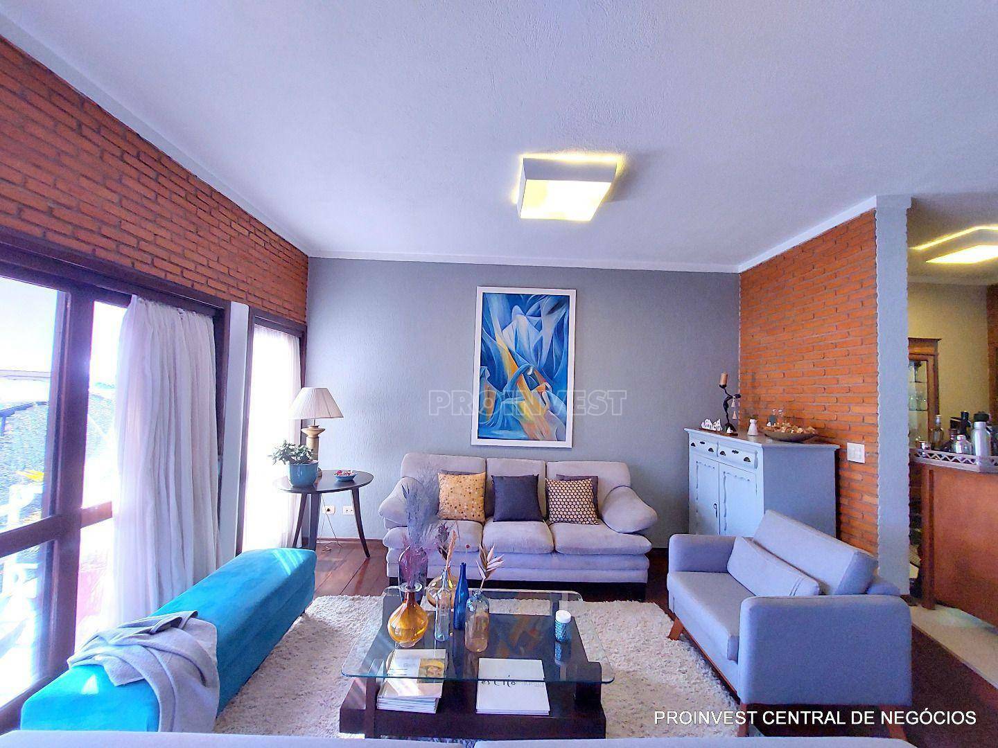 Casa de Condomínio à venda com 3 quartos, 320m² - Foto 1