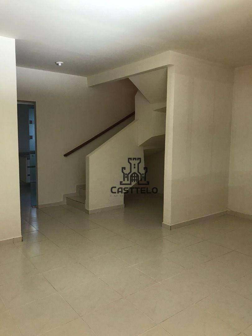 Sobrado para alugar com 3 quartos, 95m² - Foto 8