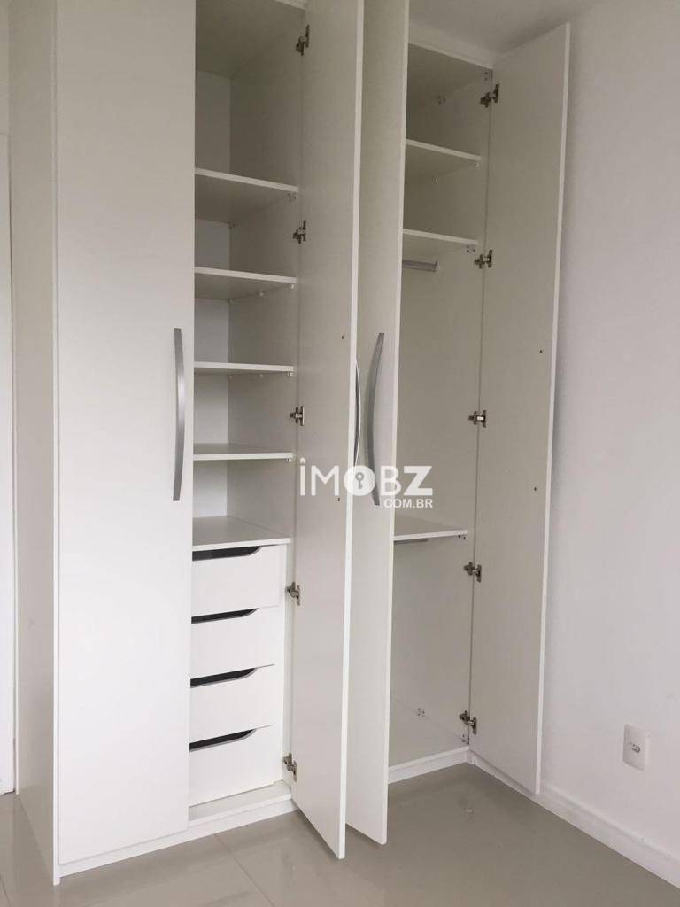 Apartamento à venda com 3 quartos, 67m² - Foto 7