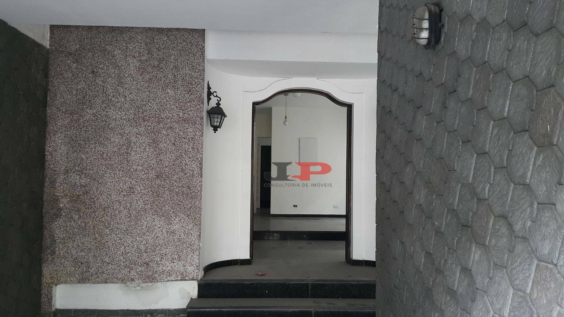 Casa à venda e aluguel com 3 quartos, 144m² - Foto 2