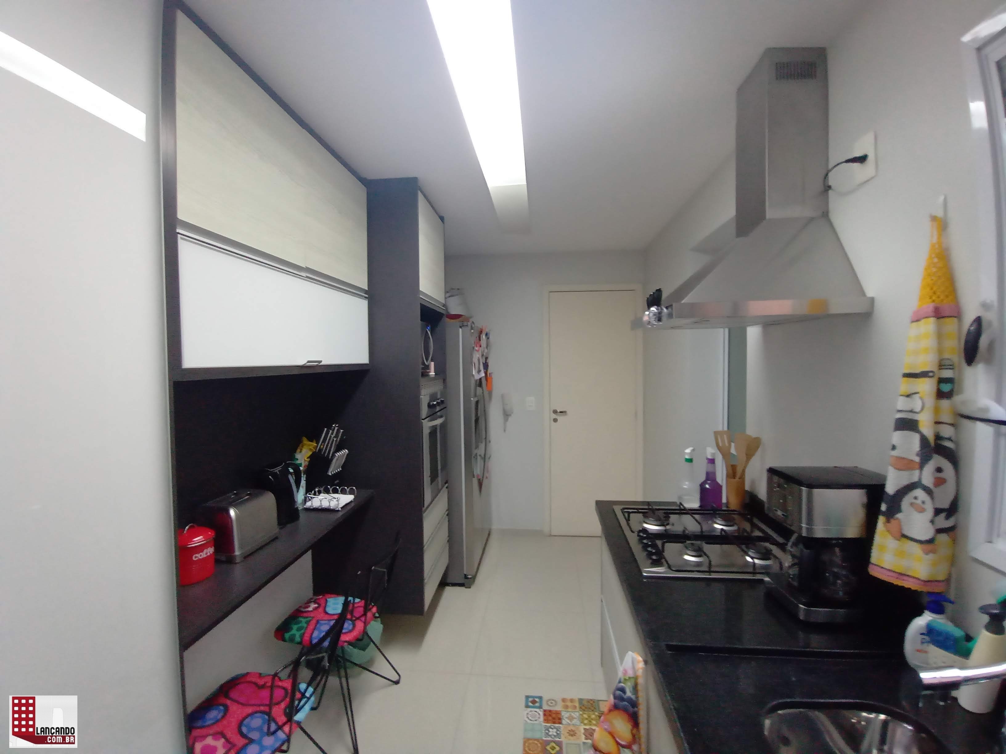 Apartamento à venda com 2 quartos, 90m² - Foto 5