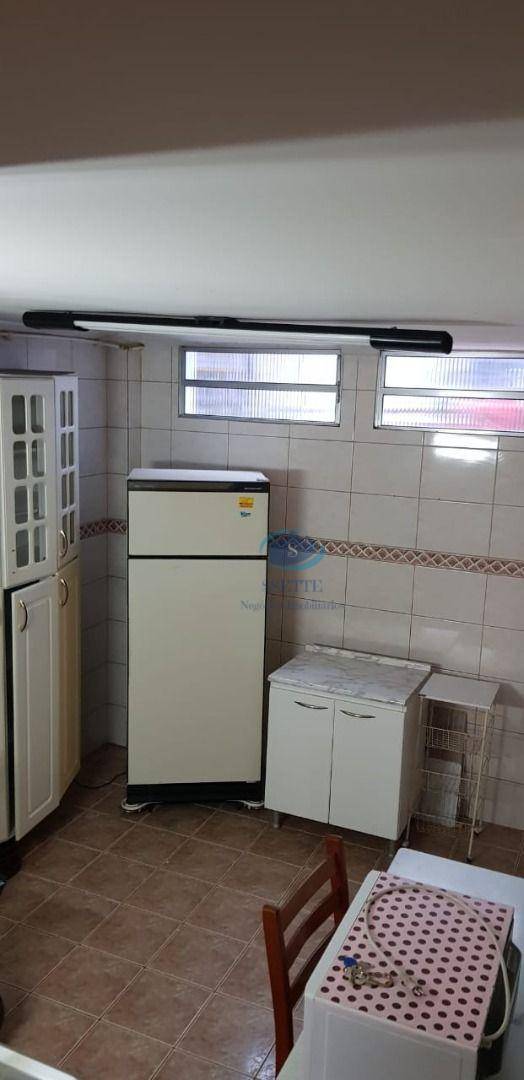 Apartamento à venda com 2 quartos, 72m² - Foto 30