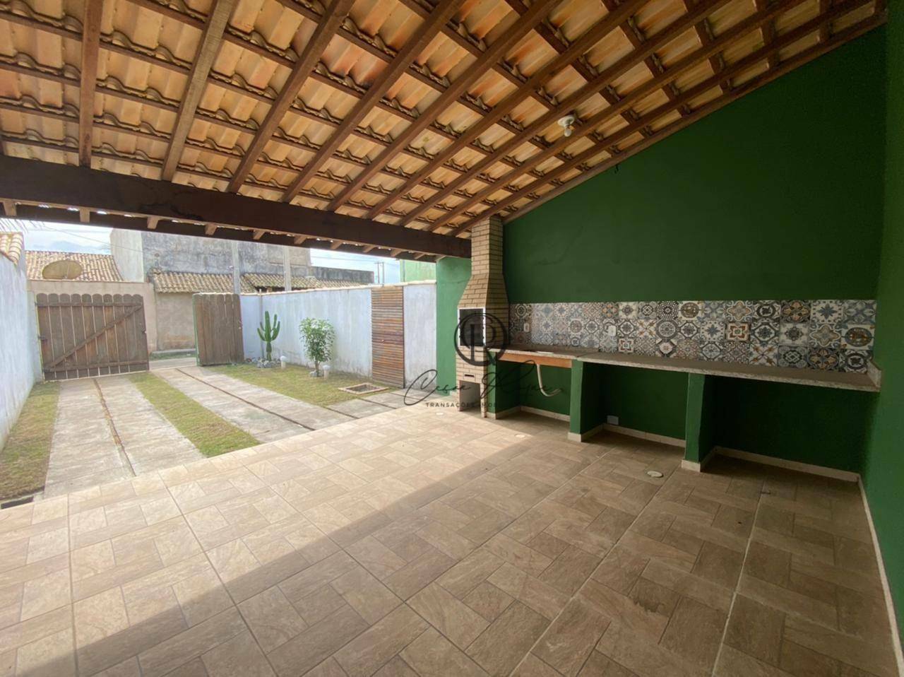 Casa à venda com 3 quartos, 125m² - Foto 1