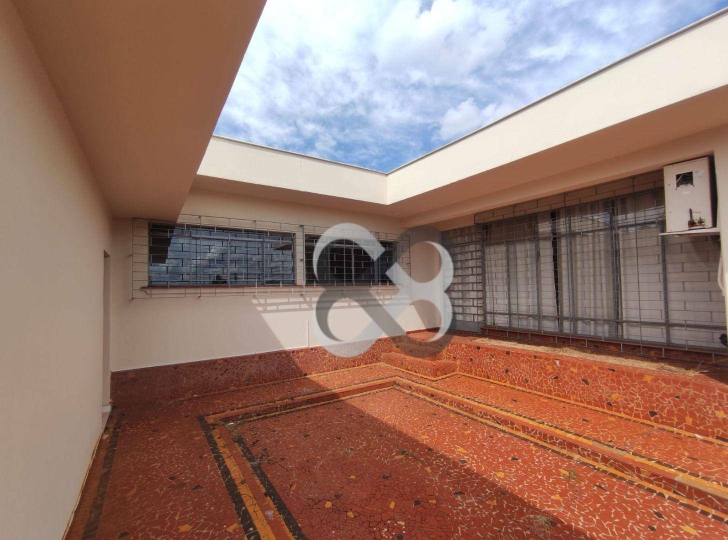 Casa para alugar com 8 quartos, 300m² - Foto 5