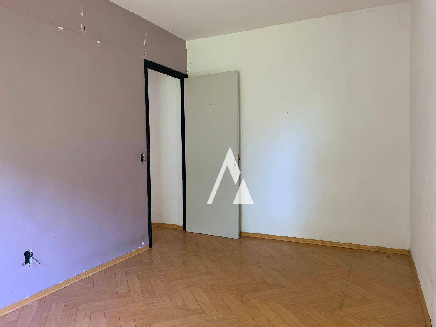 Apartamento à venda com 1 quarto, 45m² - Foto 11