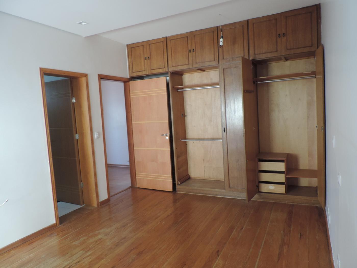 Casa para alugar com 3 quartos, 230m² - Foto 6