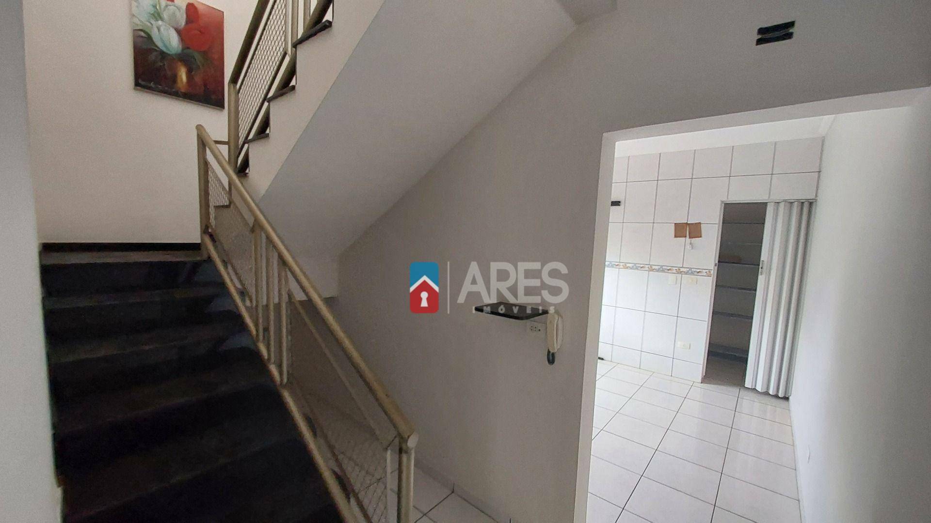 Casa para alugar com 2 quartos, 110m² - Foto 8