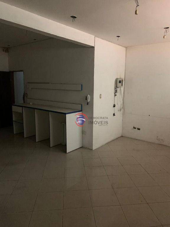 Sobrado à venda com 3 quartos, 330m² - Foto 25