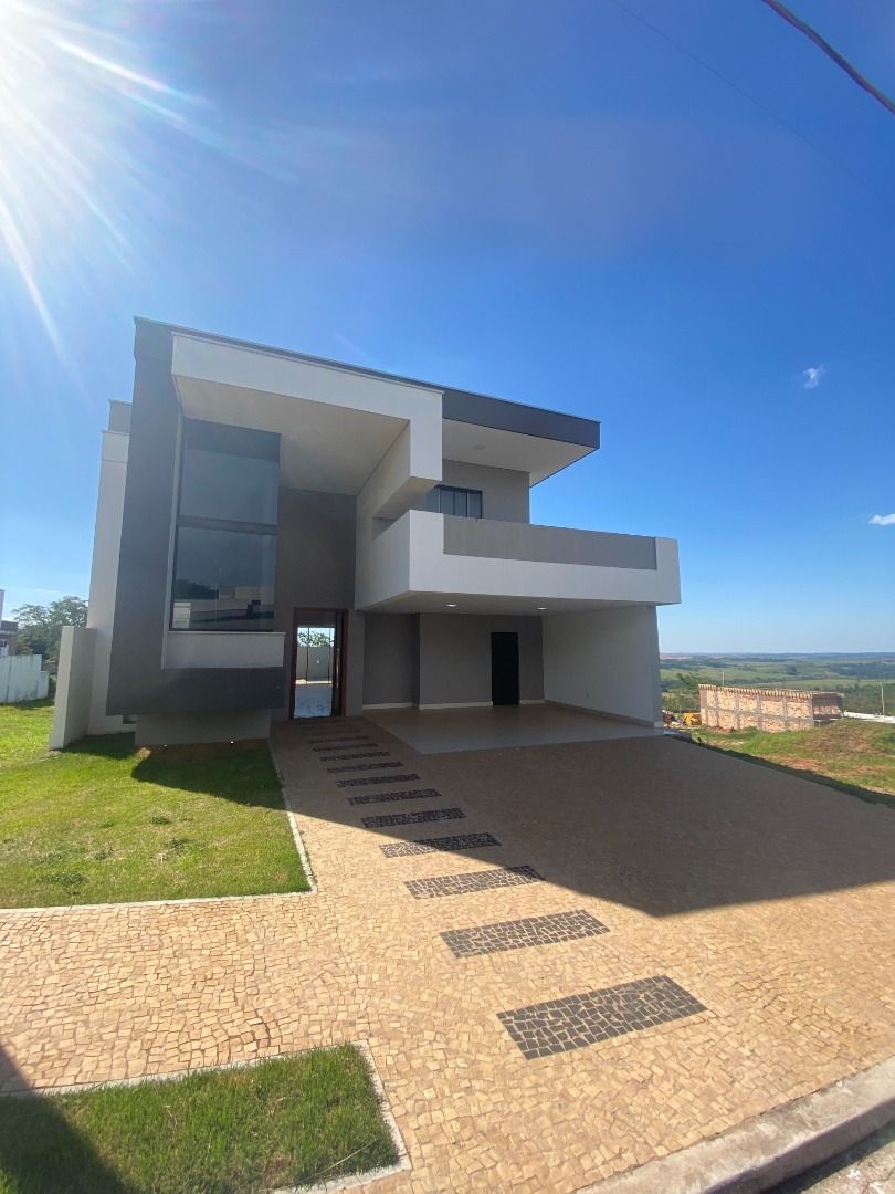 Casa à venda com 4 quartos, 280m² - Foto 3