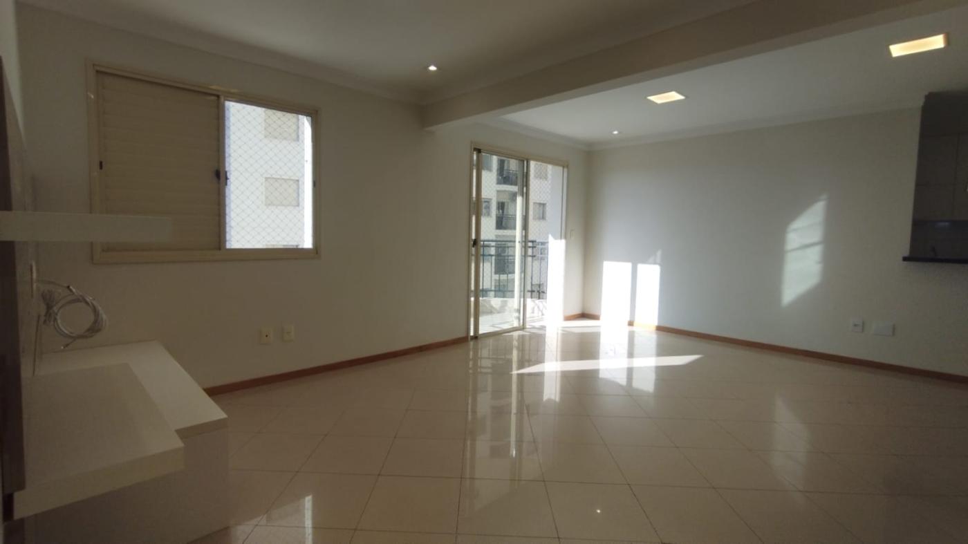 Apartamento para alugar com 2 quartos, 90m² - Foto 27