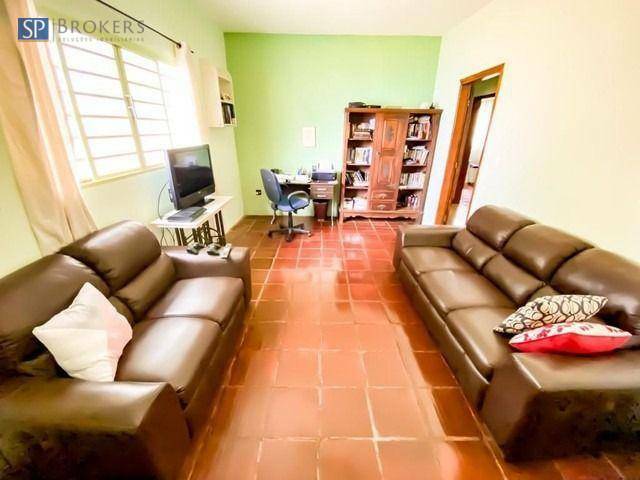 Chácara à venda com 4 quartos, 350m² - Foto 12