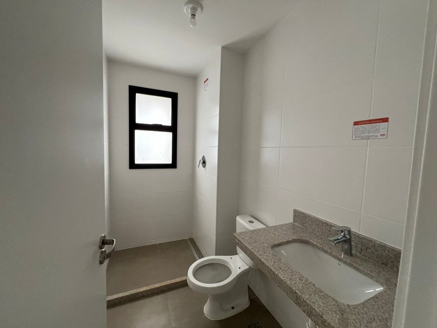 Apartamento à venda com 4 quartos, 198m² - Foto 15