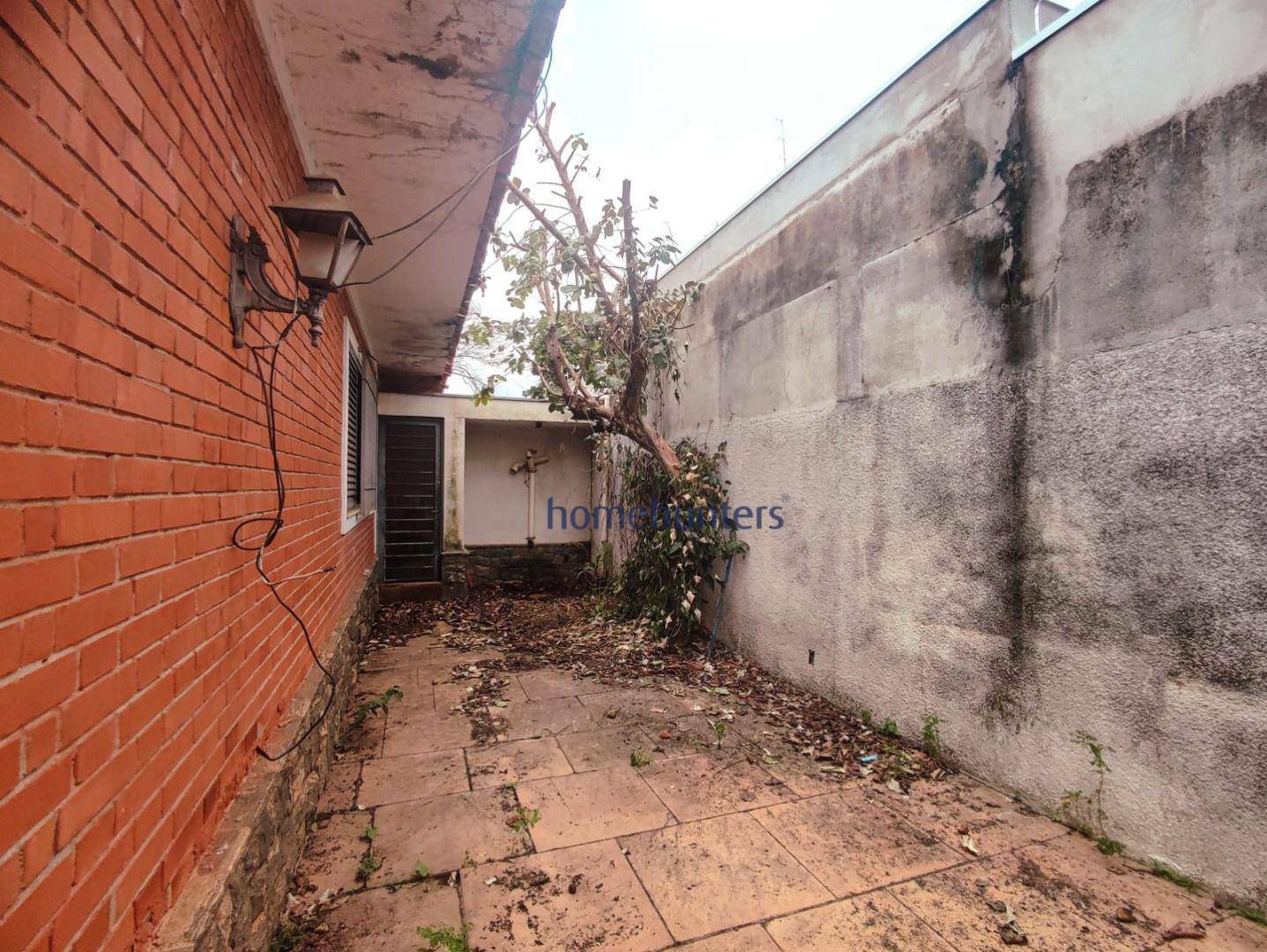 Casa para alugar com 4 quartos, 294m² - Foto 14