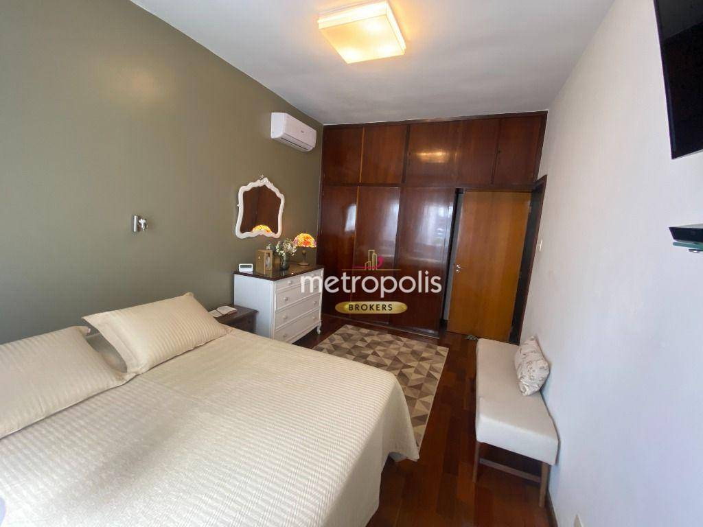 Casa à venda com 3 quartos, 200m² - Foto 17