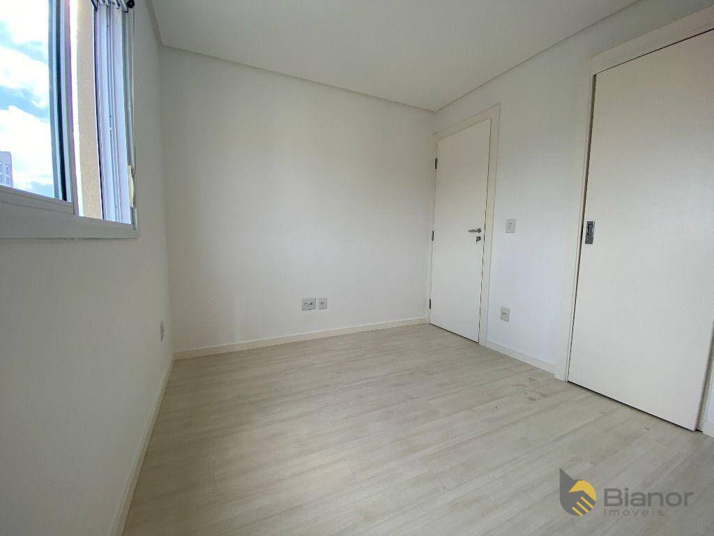 Apartamento à venda com 3 quartos, 83m² - Foto 6