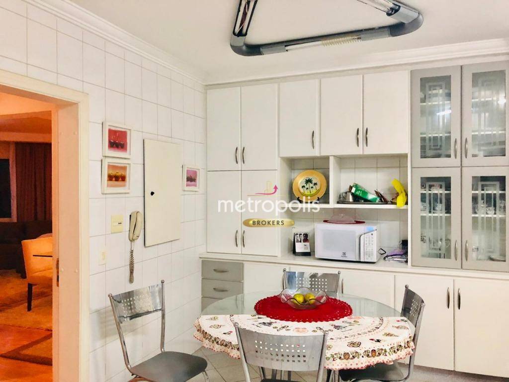 Apartamento à venda com 3 quartos, 156m² - Foto 9