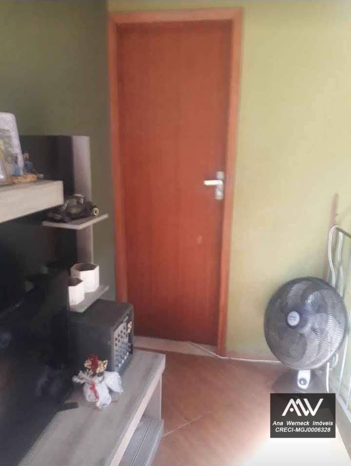 Casa à venda com 2 quartos, 80m² - Foto 21