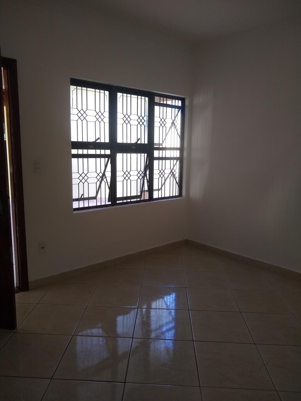 Casa para alugar com 3 quartos, 150m² - Foto 3