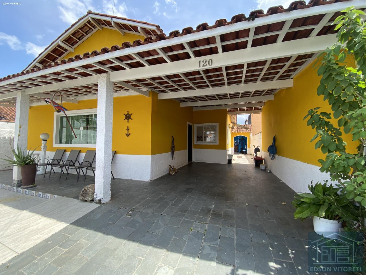 Casa para alugar com 3 quartos, 200m² - Foto 37