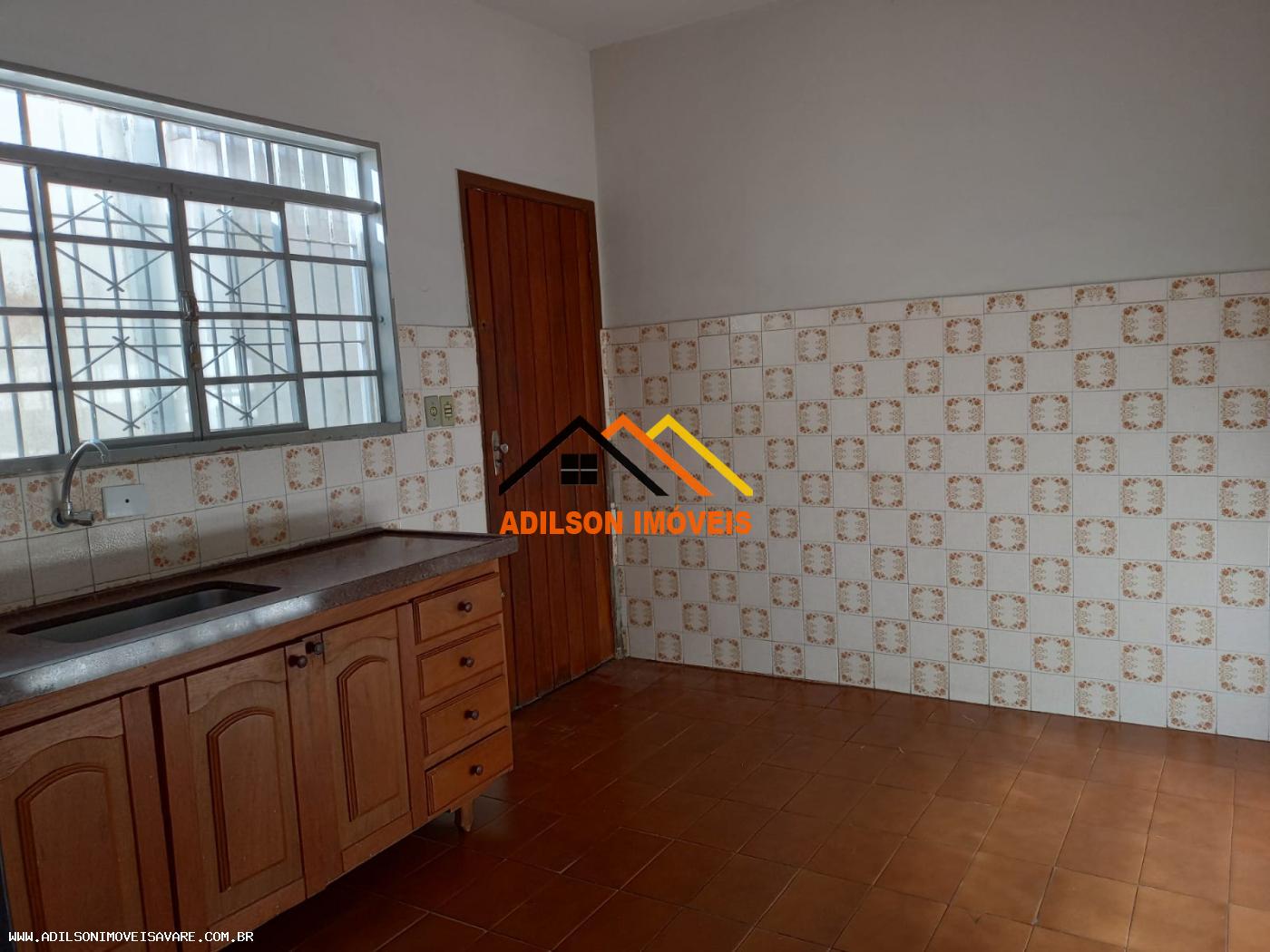 Casa à venda com 2 quartos, 300m² - Foto 15