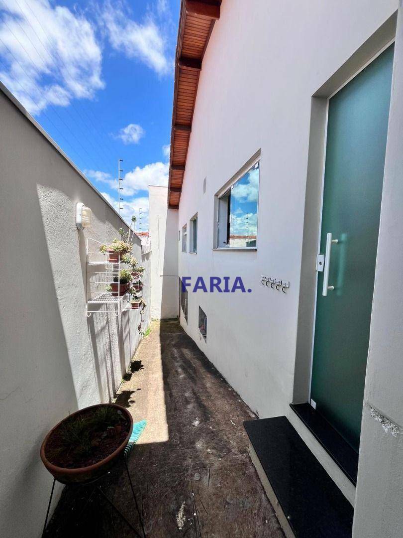 Casa à venda com 4 quartos, 520m² - Foto 28