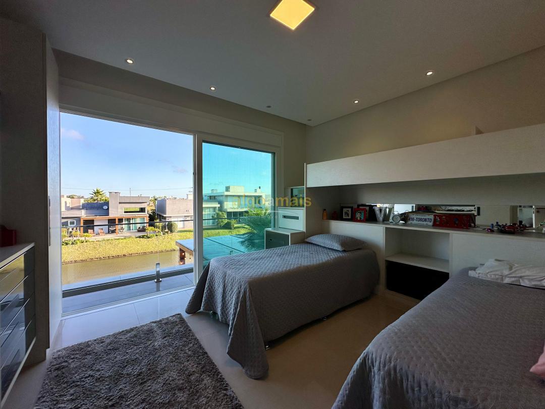 Casa de Condomínio à venda com 5 quartos, 287m² - Foto 27