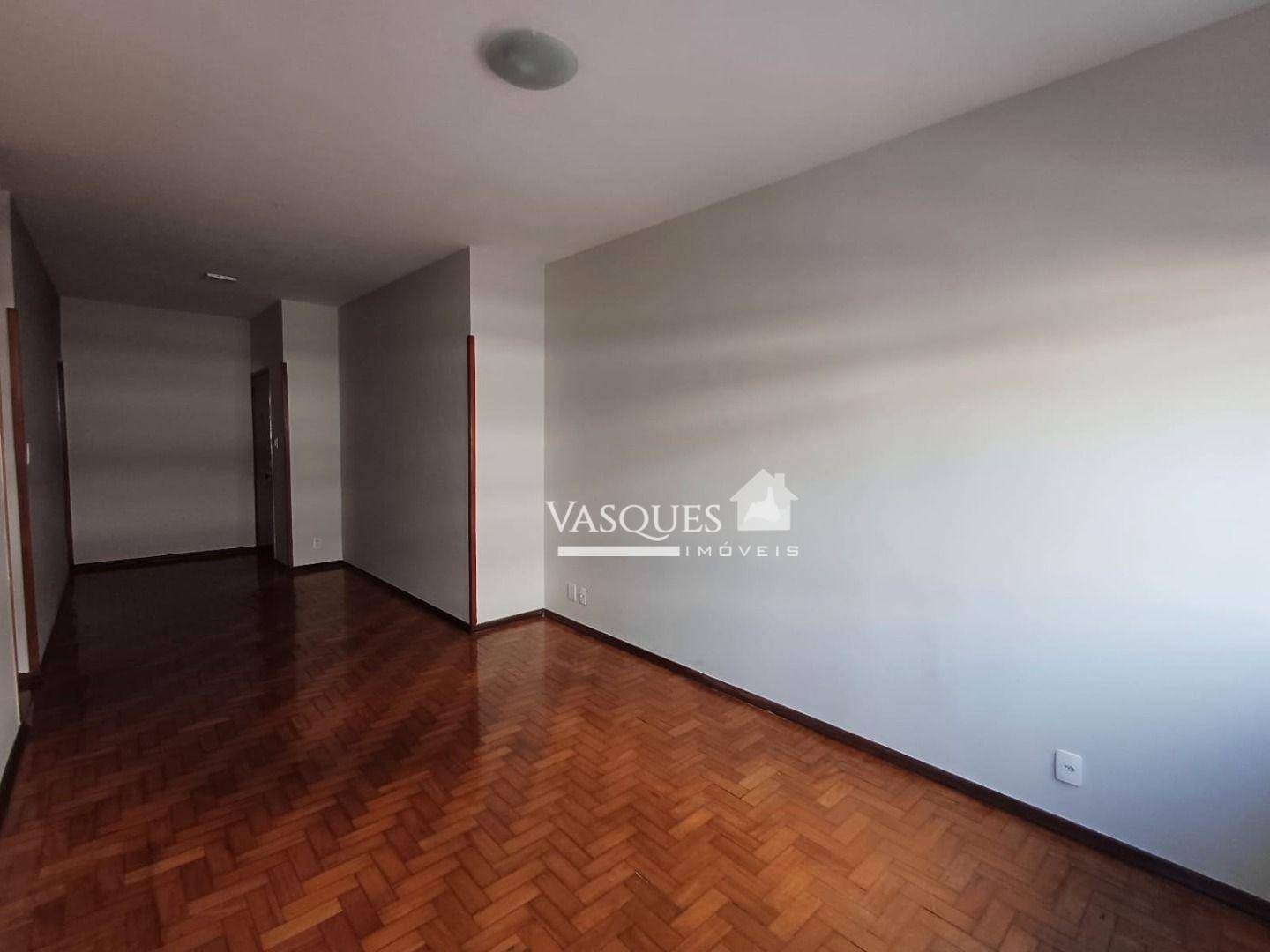 Apartamento à venda com 2 quartos, 79m² - Foto 3