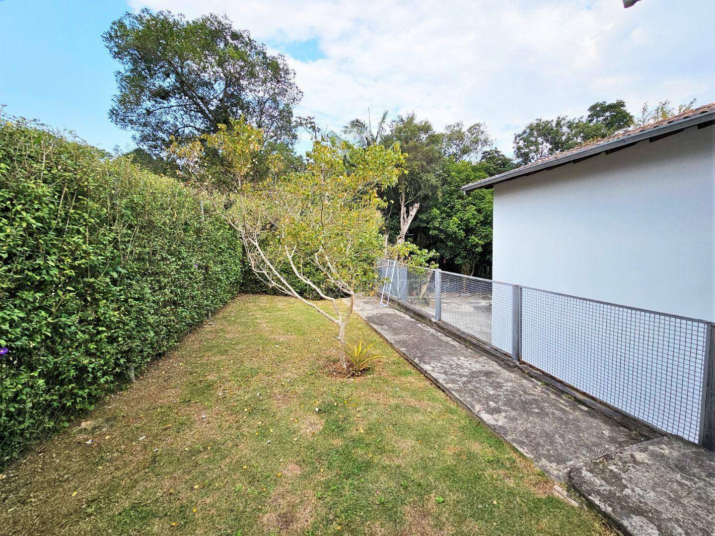 Casa de Condomínio à venda com 3 quartos, 300m² - Foto 40