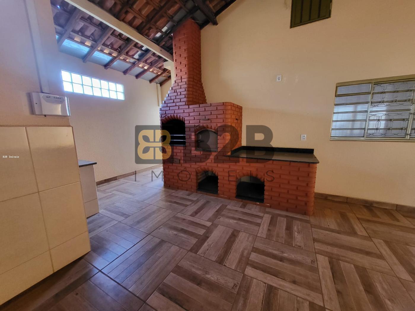 Casa à venda com 3 quartos, 191m² - Foto 14