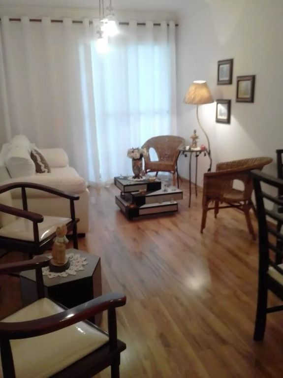 Apartamento à venda com 3 quartos, 113m² - Foto 9