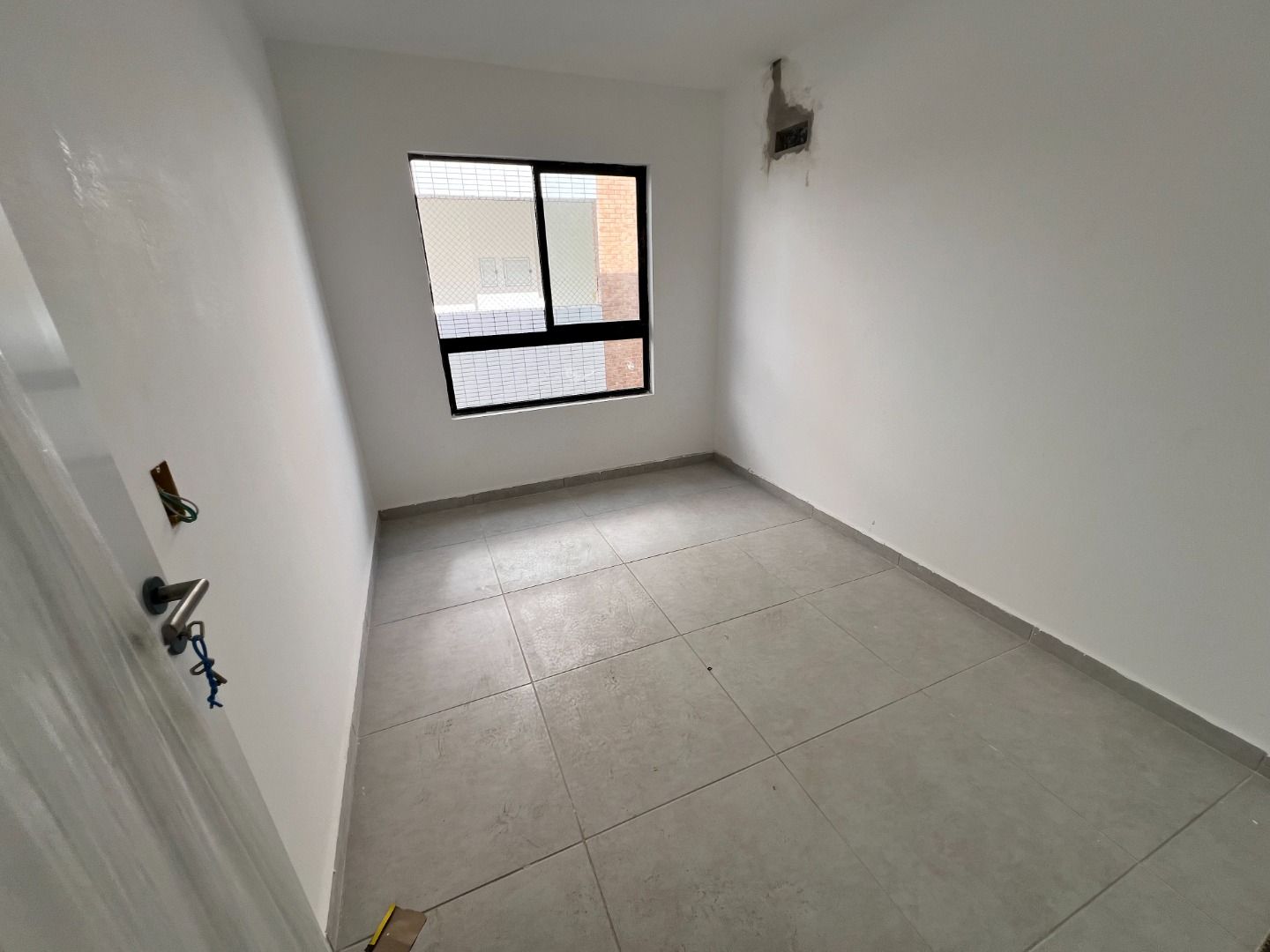 Apartamento à venda com 2 quartos, 57m² - Foto 4