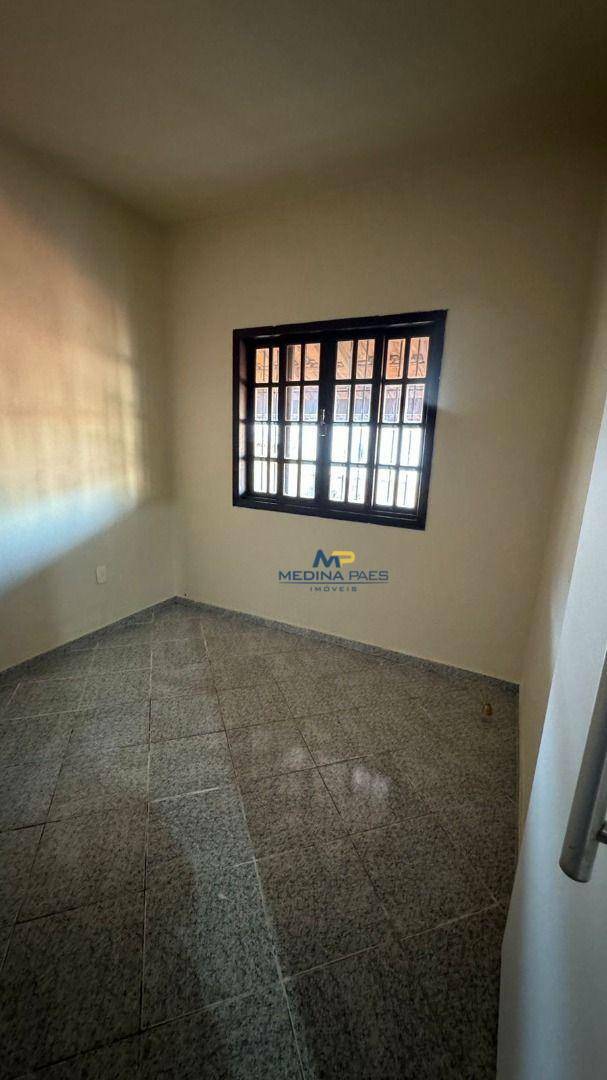 Casa à venda com 3 quartos, 390m² - Foto 8