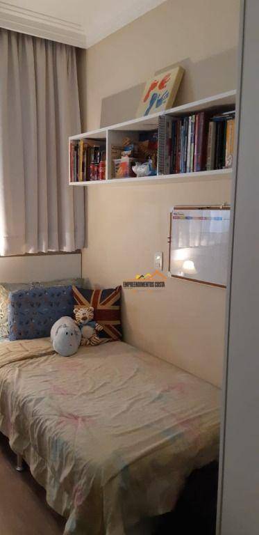 Apartamento à venda com 2 quartos, 68m² - Foto 12