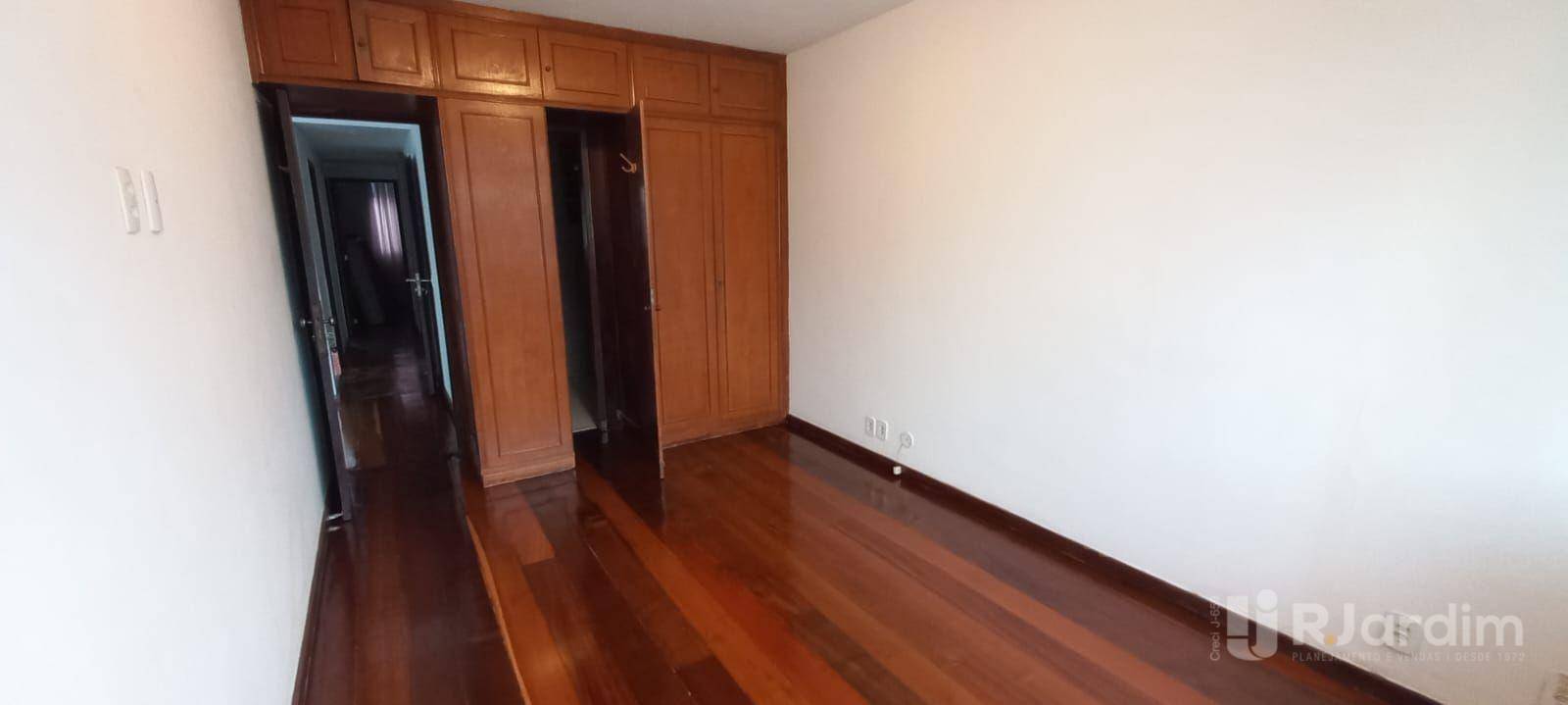 Cobertura para alugar com 3 quartos, 300m² - Foto 6